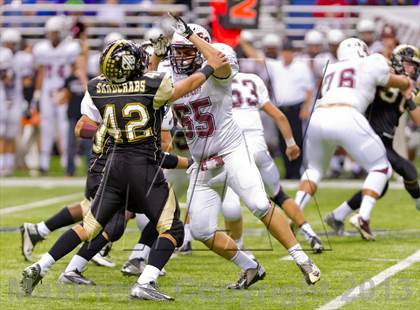 Thumbnail 3 in Flour Bluff vs. Calhoun (UIL 4A D2 Region 4 Area Playoff) photogallery.