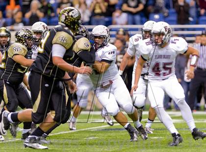Thumbnail 2 in Flour Bluff vs. Calhoun (UIL 4A D2 Region 4 Area Playoff) photogallery.