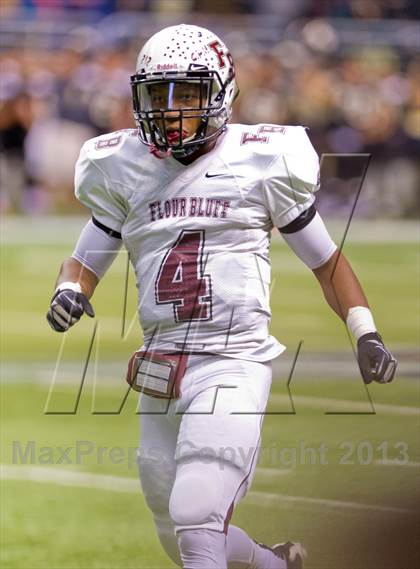 Thumbnail 2 in Flour Bluff vs. Calhoun (UIL 4A D2 Region 4 Area Playoff) photogallery.