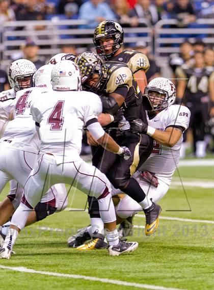 Thumbnail 1 in Flour Bluff vs. Calhoun (UIL 4A D2 Region 4 Area Playoff) photogallery.