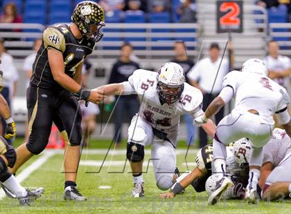 Thumbnail 2 in Flour Bluff vs. Calhoun (UIL 4A D2 Region 4 Area Playoff) photogallery.