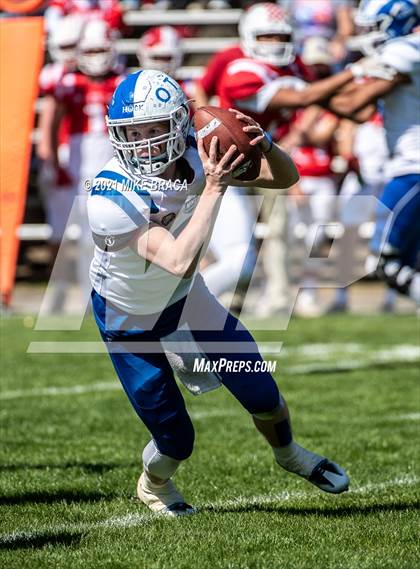 Thumbnail 3 in Attleboro vs. North Attleborough photogallery.