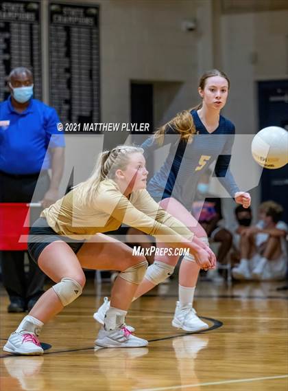 Thumbnail 3 in Arendell Parrott Academy @ Fayetteville Academy photogallery.