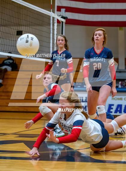 Thumbnail 3 in Arendell Parrott Academy @ Fayetteville Academy photogallery.