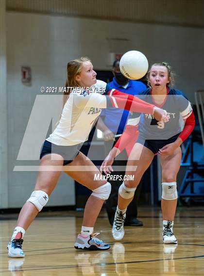 Thumbnail 1 in Arendell Parrott Academy @ Fayetteville Academy photogallery.