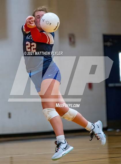 Thumbnail 3 in Arendell Parrott Academy @ Fayetteville Academy photogallery.