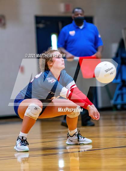 Thumbnail 3 in Arendell Parrott Academy @ Fayetteville Academy photogallery.