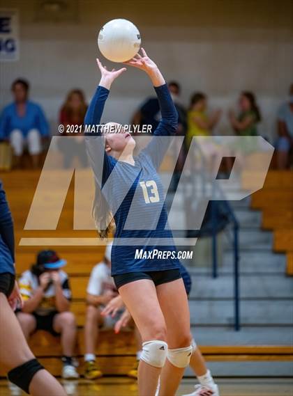 Thumbnail 2 in Arendell Parrott Academy @ Fayetteville Academy photogallery.