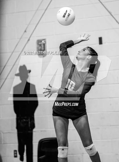 Thumbnail 2 in Arendell Parrott Academy @ Fayetteville Academy photogallery.