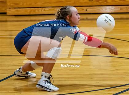 Thumbnail 1 in Arendell Parrott Academy @ Fayetteville Academy photogallery.