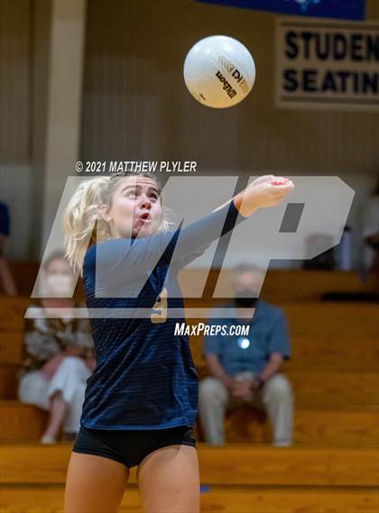 Thumbnail 1 in Arendell Parrott Academy @ Fayetteville Academy photogallery.