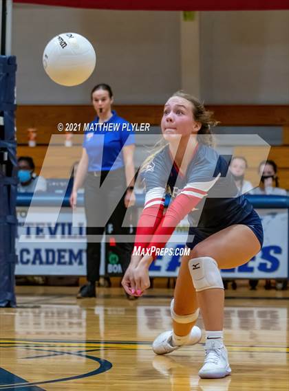 Thumbnail 1 in Arendell Parrott Academy @ Fayetteville Academy photogallery.