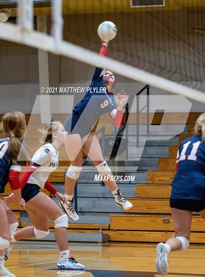 Thumbnail 1 in Arendell Parrott Academy @ Fayetteville Academy photogallery.