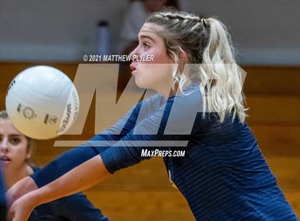 Thumbnail 3 in Arendell Parrott Academy @ Fayetteville Academy photogallery.