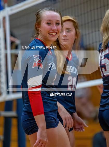 Thumbnail 3 in Arendell Parrott Academy @ Fayetteville Academy photogallery.