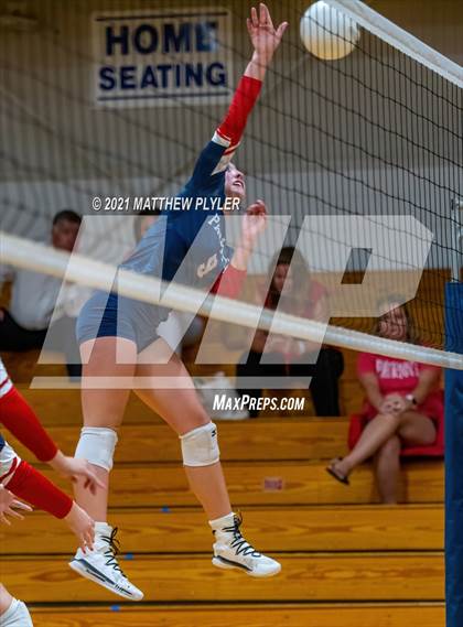 Thumbnail 3 in Arendell Parrott Academy @ Fayetteville Academy photogallery.