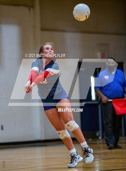 Thumbnail 2 in Arendell Parrott Academy @ Fayetteville Academy photogallery.