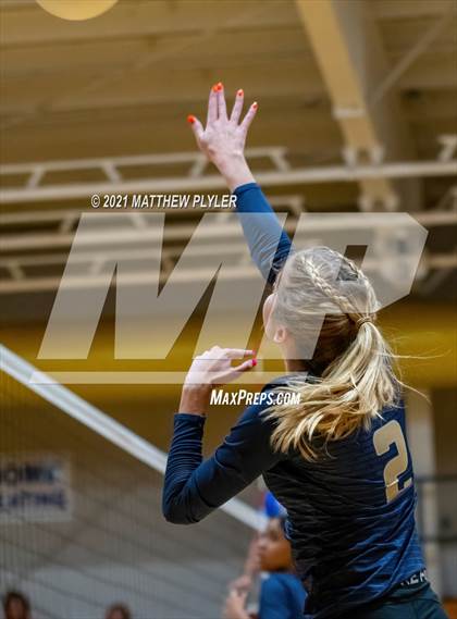 Thumbnail 3 in Arendell Parrott Academy @ Fayetteville Academy photogallery.