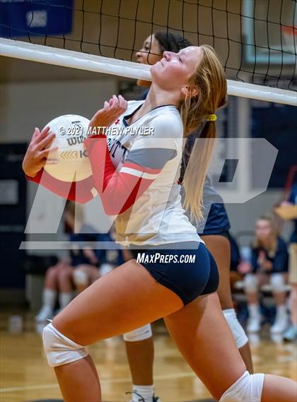 Thumbnail 3 in Arendell Parrott Academy @ Fayetteville Academy photogallery.