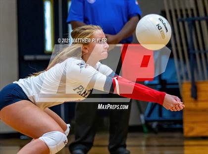 Thumbnail 3 in Arendell Parrott Academy @ Fayetteville Academy photogallery.
