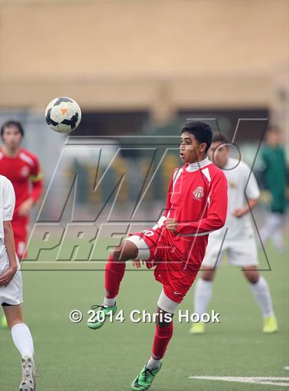Thumbnail 3 in Tucson High Magnet School @ Salpointe Catholic (Brandon Bean Kickoff Classic - Semifinal) photogallery.