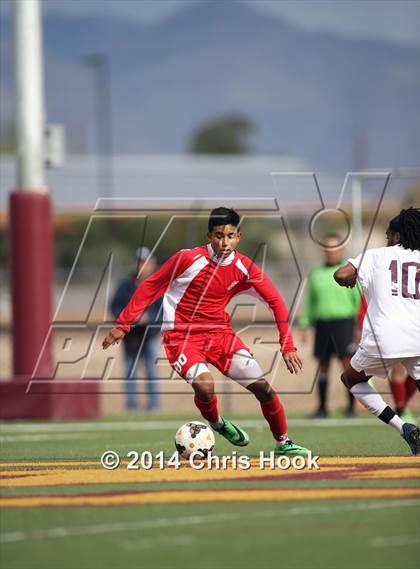 Thumbnail 3 in Tucson High Magnet School @ Salpointe Catholic (Brandon Bean Kickoff Classic - Semifinal) photogallery.
