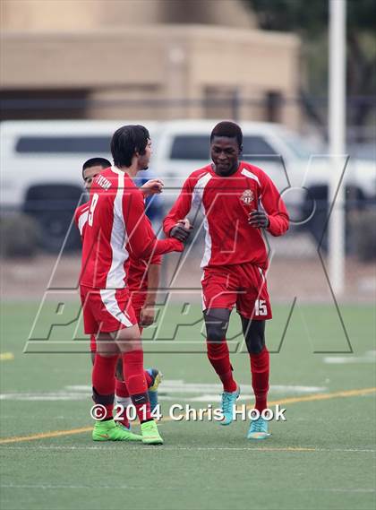 Thumbnail 2 in Tucson High Magnet School @ Salpointe Catholic (Brandon Bean Kickoff Classic - Semifinal) photogallery.