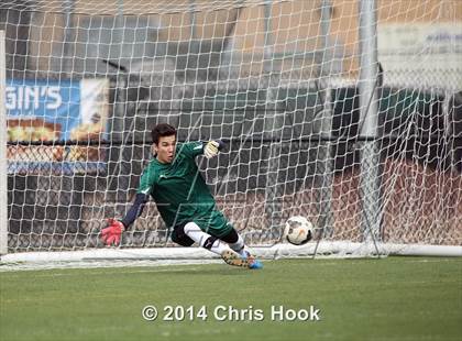 Thumbnail 1 in Tucson High Magnet School @ Salpointe Catholic (Brandon Bean Kickoff Classic - Semifinal) photogallery.