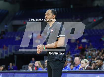 Thumbnail 1 in Cole @ Hitchcock (UIL 3A Basketball Semifinal) photogallery.