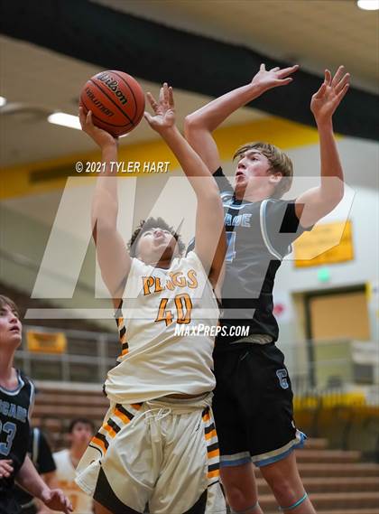 Thumbnail 3 in Cascade @ Speedway photogallery.