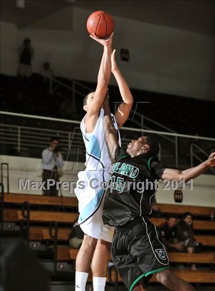 Thumbnail 2 in Upland vs. Corona del Mar (APU Shootout) photogallery.