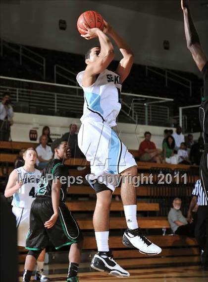 Thumbnail 2 in Upland vs. Corona del Mar (APU Shootout) photogallery.