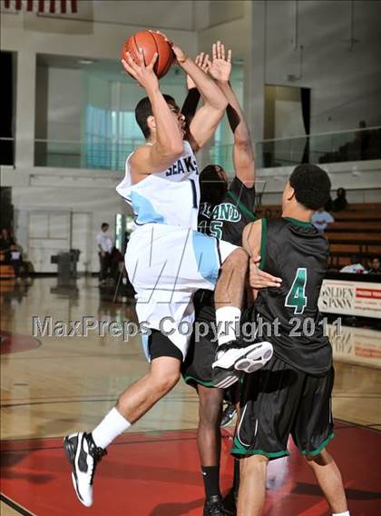 Thumbnail 1 in Upland vs. Corona del Mar (APU Shootout) photogallery.