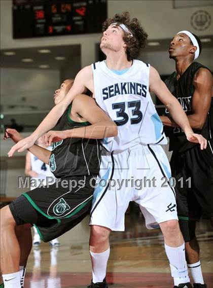 Thumbnail 2 in Upland vs. Corona del Mar (APU Shootout) photogallery.