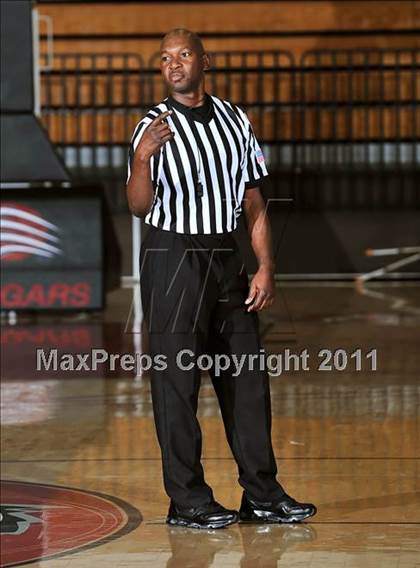 Thumbnail 1 in Upland vs. Corona del Mar (APU Shootout) photogallery.