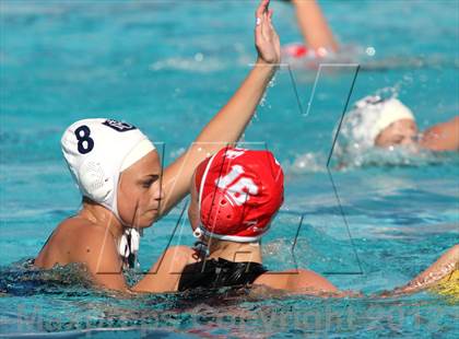 Thumbnail 3 in St. Francis vs Marin Catholic (Davis Fall Classic) photogallery.