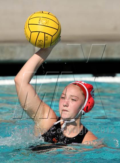 Thumbnail 2 in St. Francis vs Marin Catholic (Davis Fall Classic) photogallery.