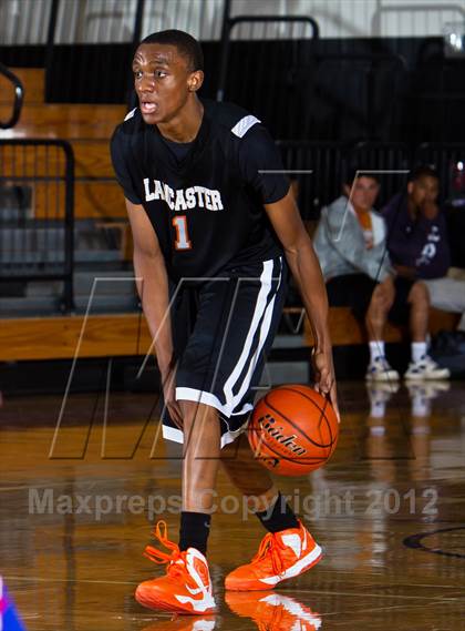 Thumbnail 2 in Lancaster vs Westlake (Texas McDonald's Invitational) photogallery.