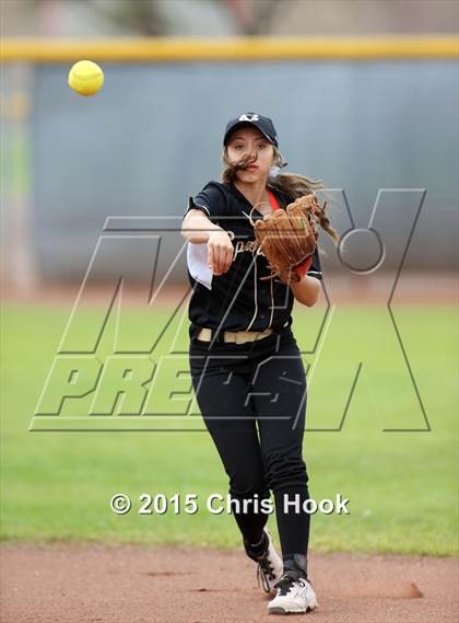 Thumbnail 3 in Buena vs. Vista Grande (Tucson Badger Invitational) photogallery.