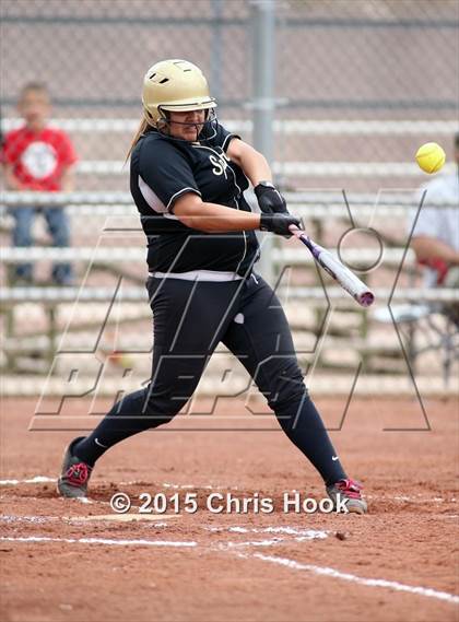 Thumbnail 2 in Buena vs. Vista Grande (Tucson Badger Invitational) photogallery.