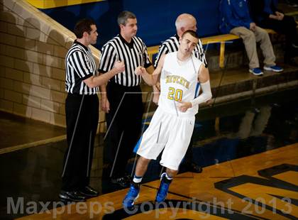 Thumbnail 2 in Covington Catholic @ Newport Central Catholic photogallery.