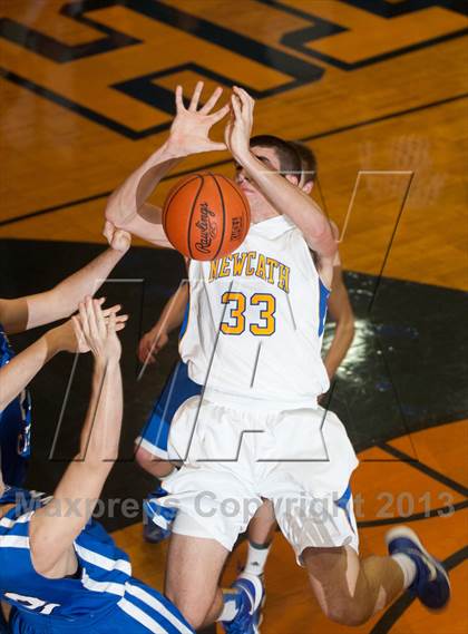 Thumbnail 2 in Covington Catholic @ Newport Central Catholic photogallery.