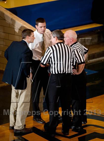 Thumbnail 3 in Covington Catholic @ Newport Central Catholic photogallery.