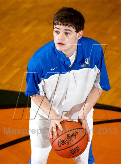 Thumbnail 1 in Covington Catholic @ Newport Central Catholic photogallery.