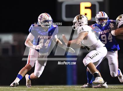 Thumbnail 2 in Holy Cross @ John Curtis Christian (LHSAA Round 1 Division 1 Playoff) photogallery.