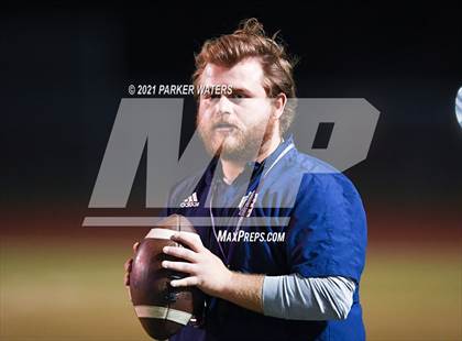 Thumbnail 3 in Holy Cross @ John Curtis Christian (LHSAA Round 1 Division 1 Playoff) photogallery.