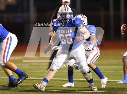 Thumbnail 1 in Holy Cross @ John Curtis Christian (LHSAA Round 1 Division 1 Playoff) photogallery.
