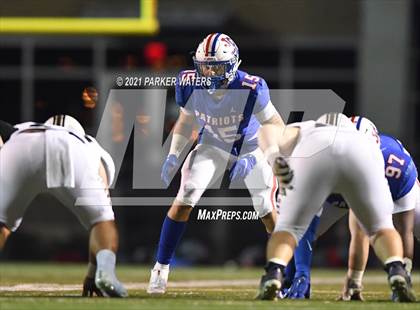 Thumbnail 1 in Holy Cross @ John Curtis Christian (LHSAA Round 1 Division 1 Playoff) photogallery.