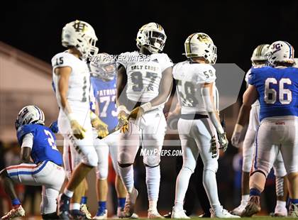 Thumbnail 2 in Holy Cross @ John Curtis Christian (LHSAA Round 1 Division 1 Playoff) photogallery.