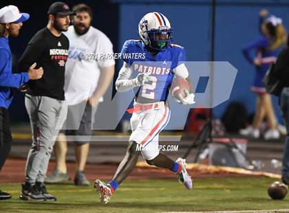 Thumbnail 2 in Holy Cross @ John Curtis Christian (LHSAA Round 1 Division 1 Playoff) photogallery.